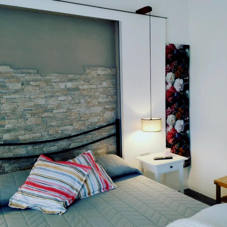 Prima Stella Tourist Rooms Minturno Εξωτερικό φωτογραφία